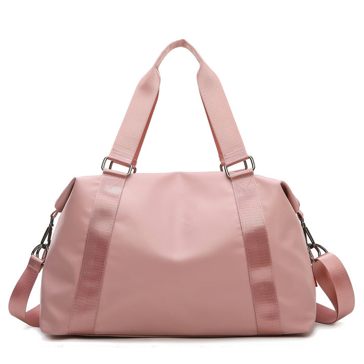 Sporty Duffel Bag with Robust and Water-Repellent Material Bowlift