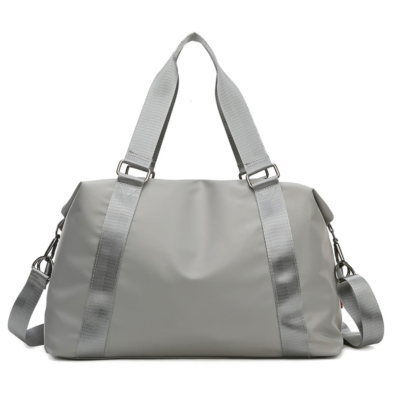 Sporty Duffel Bag with Robust and Water-Repellent Material Bowlift