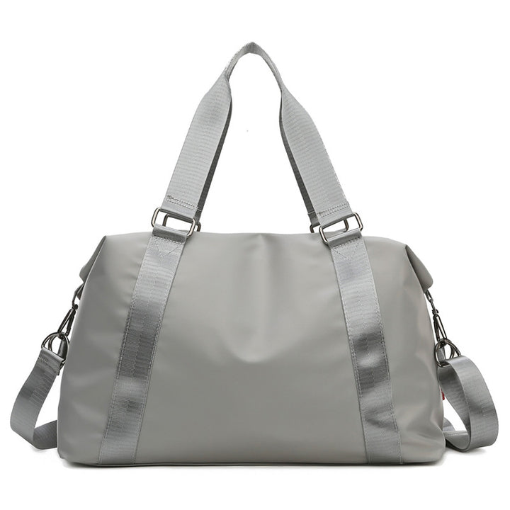 Sporty Duffel Bag with Robust and Water-Repellent Material Bowlift
