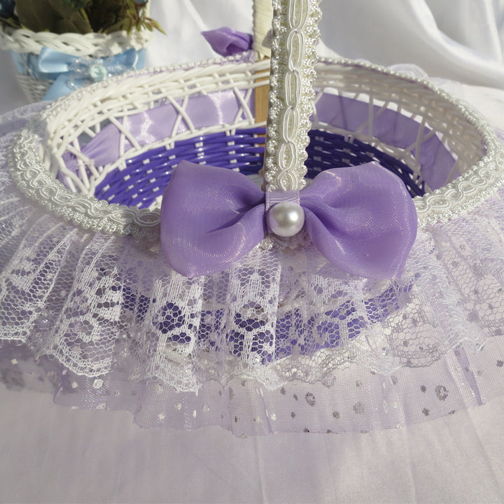 Decorative Lace Trimmed Wicker Basket Bowlift