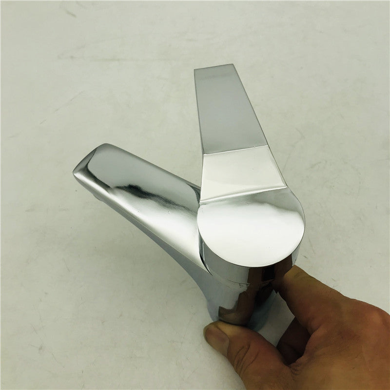 Single-Handle Deck-Mount Basin Faucet with Ceramic Cartridge Bowlift