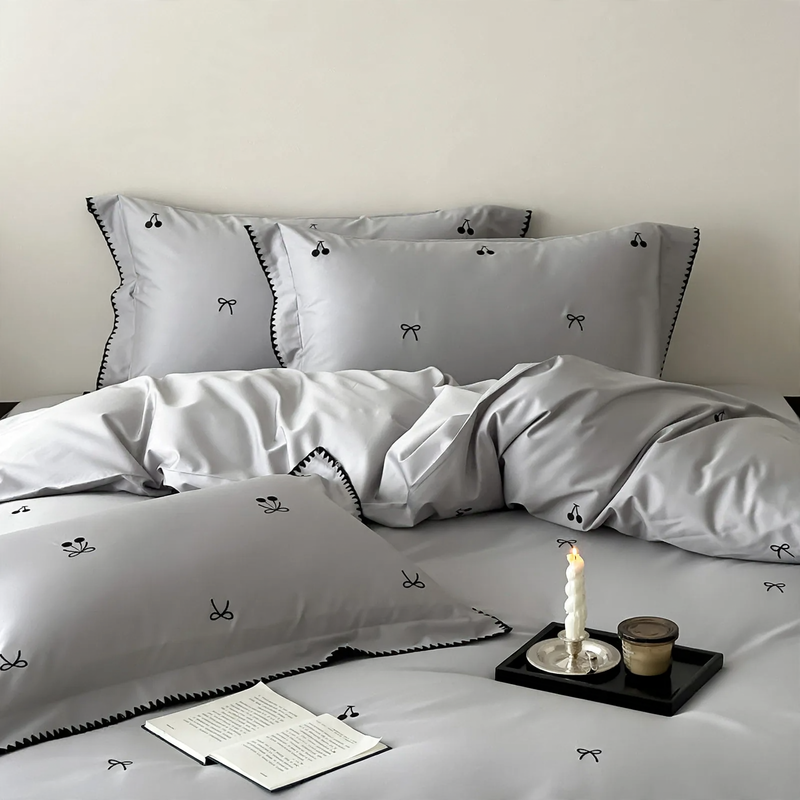 Australian cotton bedding, satin binding