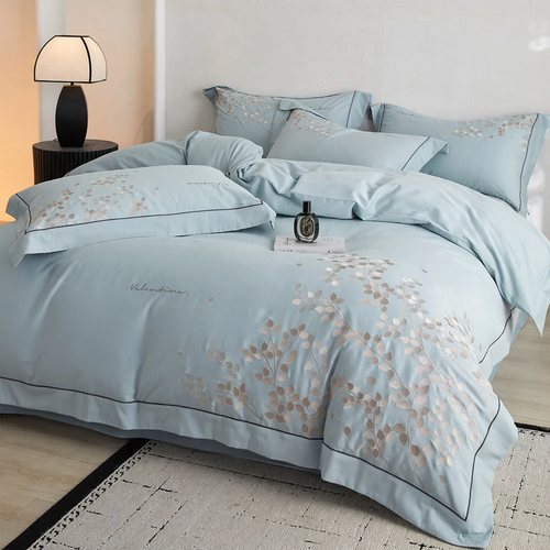 Quilted bedding with embroidery, 4-piece, cotton
