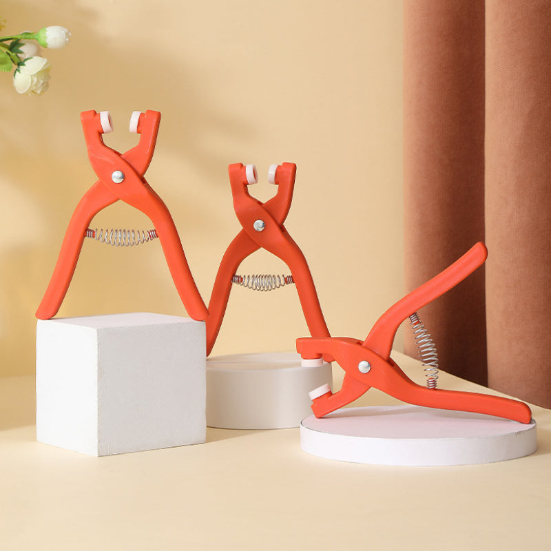 Tool set with five-pole buckle | Bowlift
