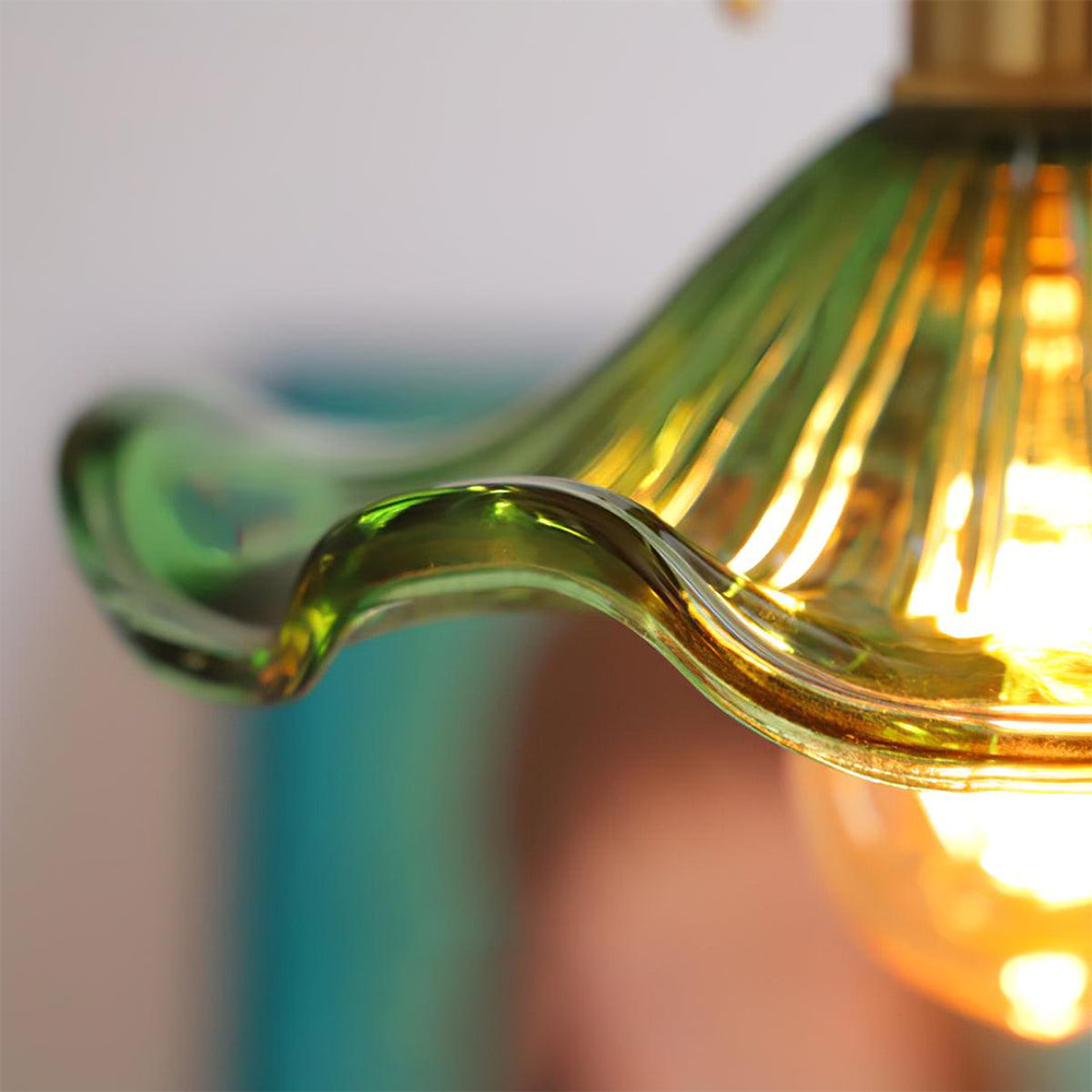 BowLift | Hibiscus Flower Table Lamp - Decorative Lighting Fixture for Living Room & Bedroom Decor