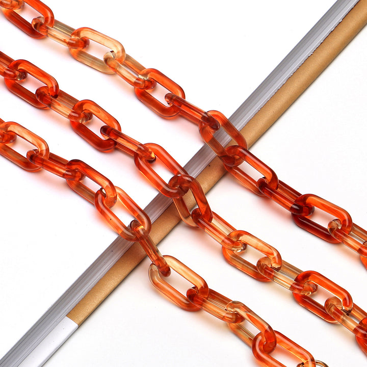 Fashion-Forward Eyewear Chain Bowlift