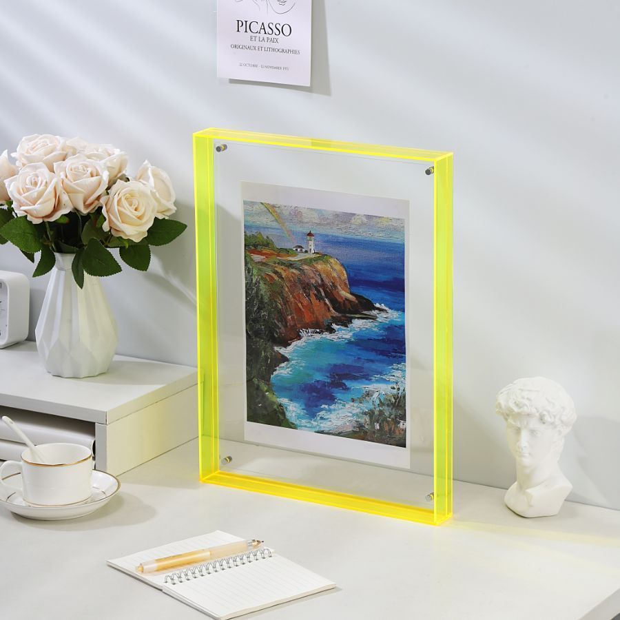 AcrylicFrame – Luxury Art Deco Photo Frame Bowlift