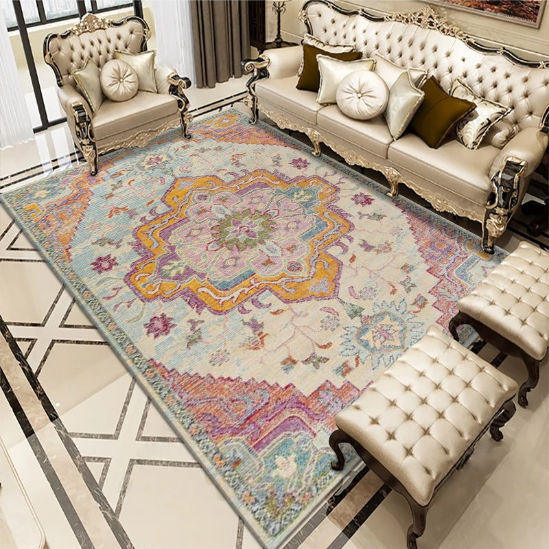 Luxury Vintage-Inspired Area Rug Bowlift