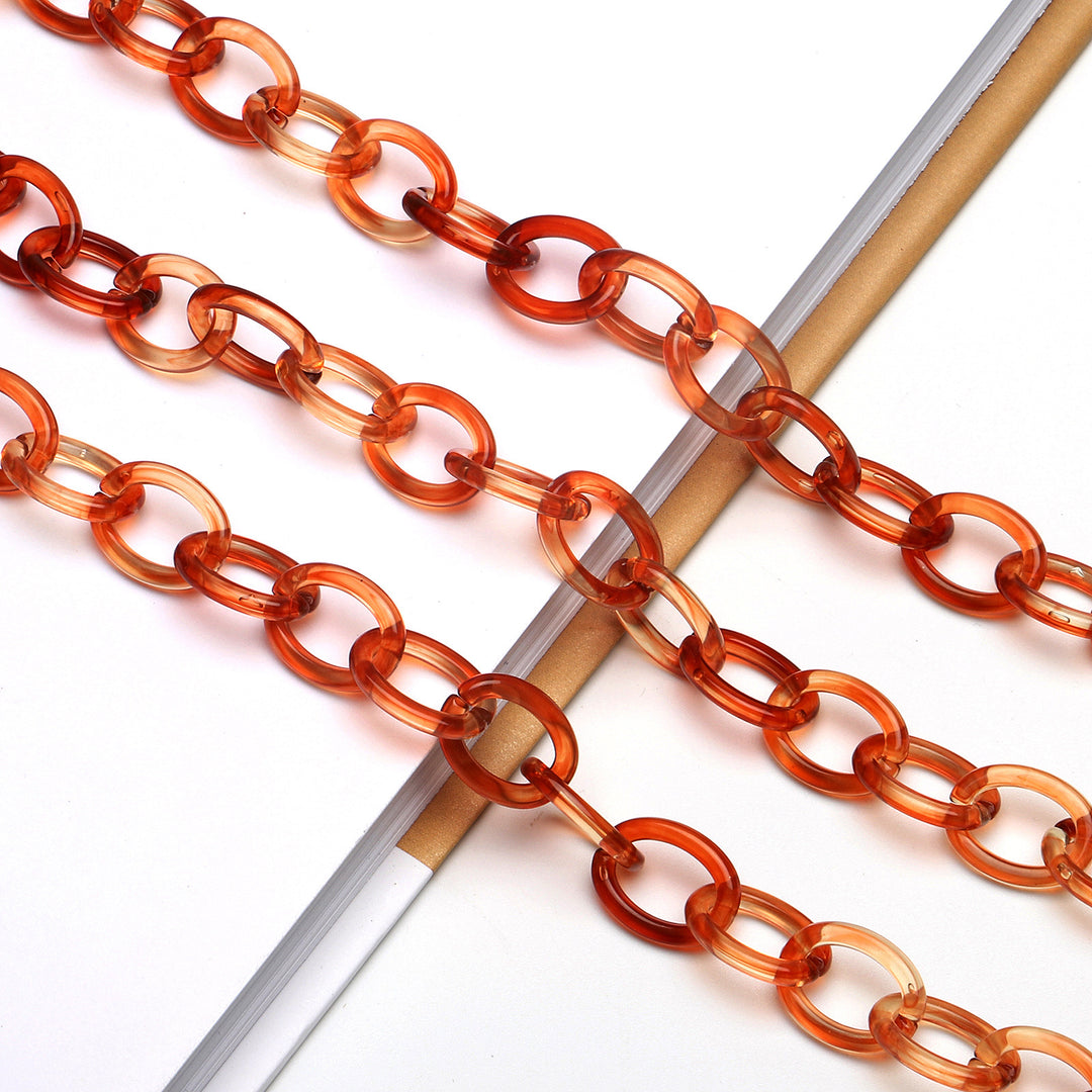 Fashion-Forward Eyewear Chain Bowlift