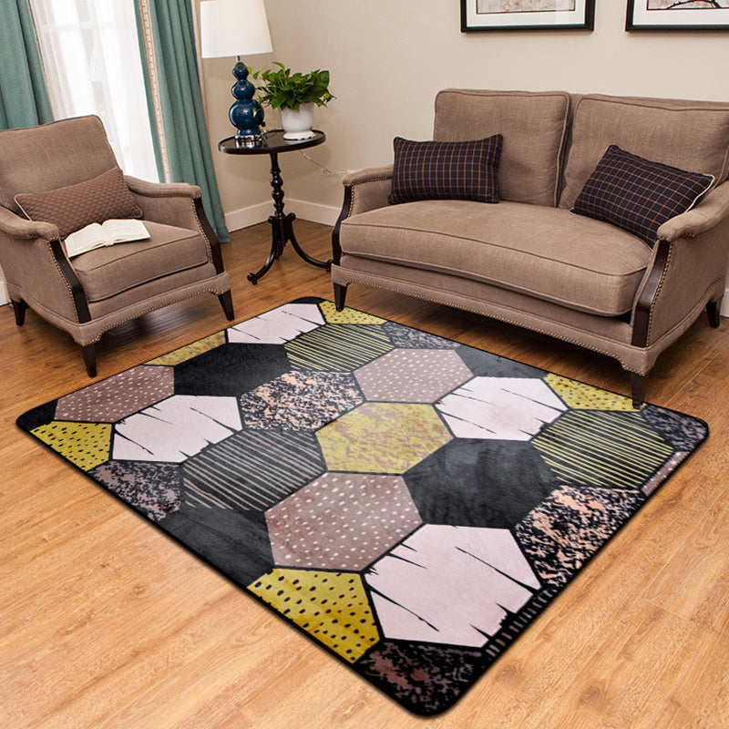 New Arrival Geometric Pattern Rug Black Polyester Rug Washable Pet-Friendly Non-Slip Area Rug for Living Room | Bowlift