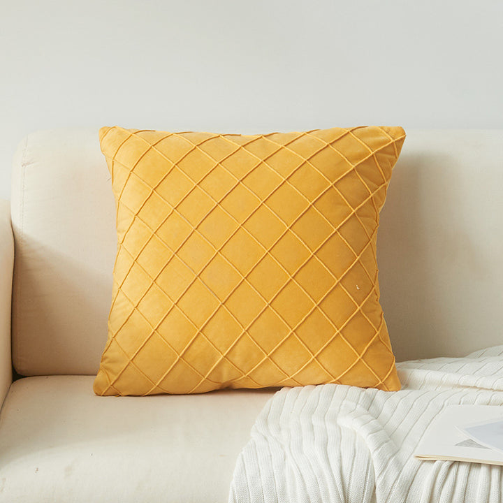 Textured Diamond Pattern Decorative Pillow