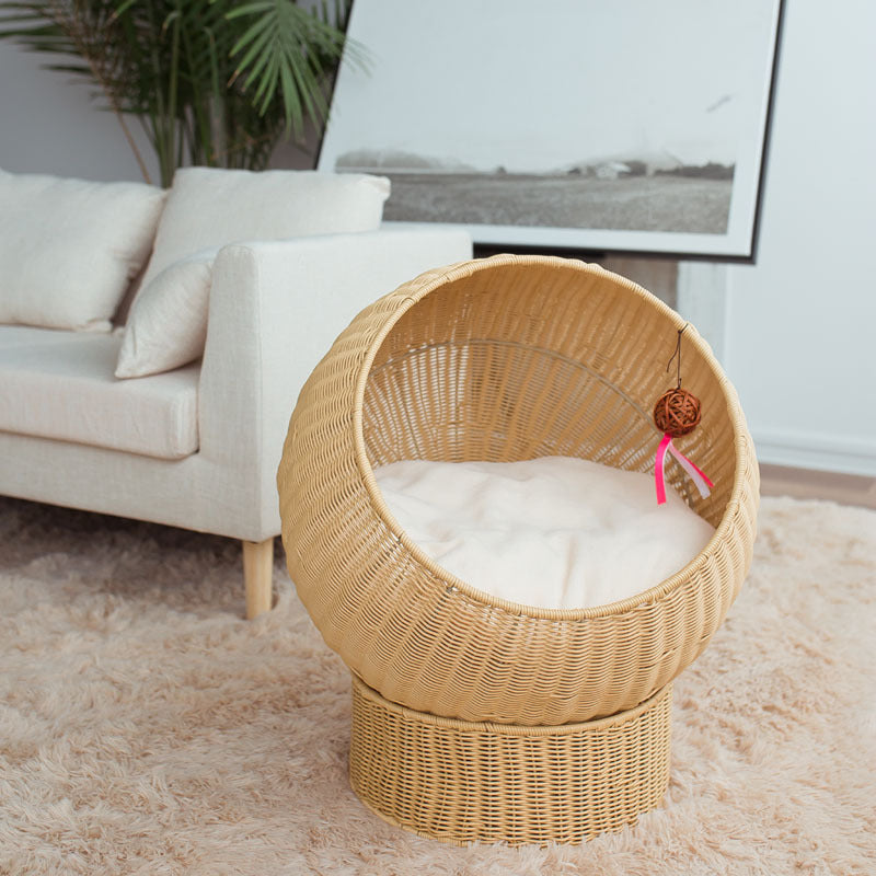 Modern cat bed made of natural handwoven Bowlift
