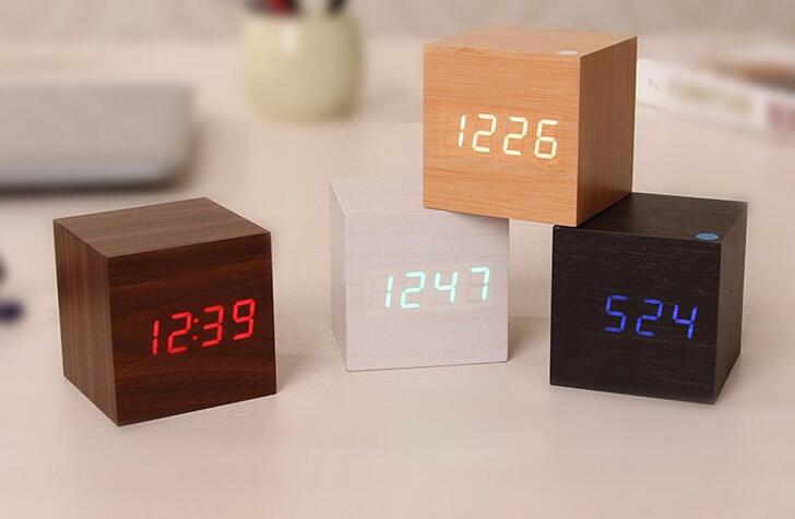 BowLift | Square Digital Clock Thermometer