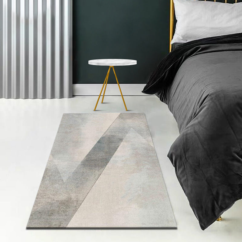 Modernist geometric pattern rug Multicolored Polyester rug Non-slip back Washable Pet-friendly rug for the bedroom | Bowlift