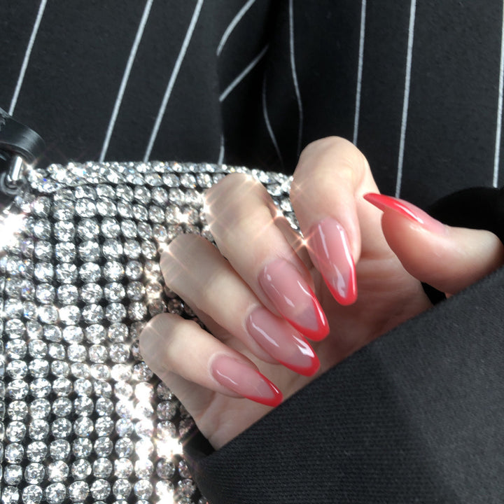 Artful Stiletto-Style Nail Extensions Bowlift