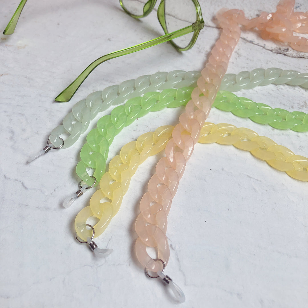 Charming Glow-in-the-Dark Eyewear Chain Bowlift