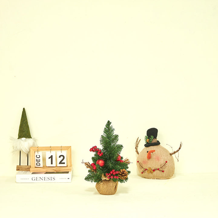 Mini Christmas tree with pine cones, various sizes
