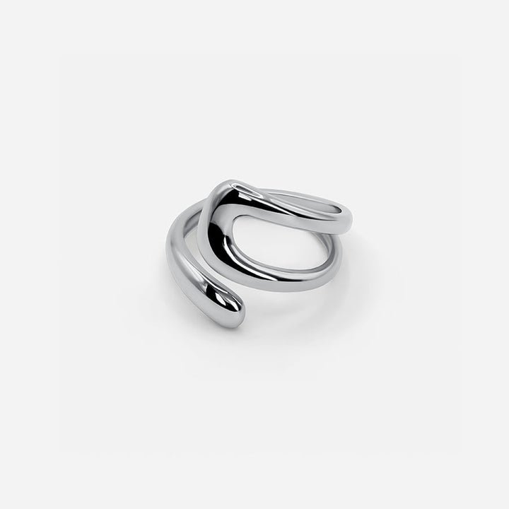 BowLift | Sculptural Silver Ring – Modern Design for Timeless Elegance
