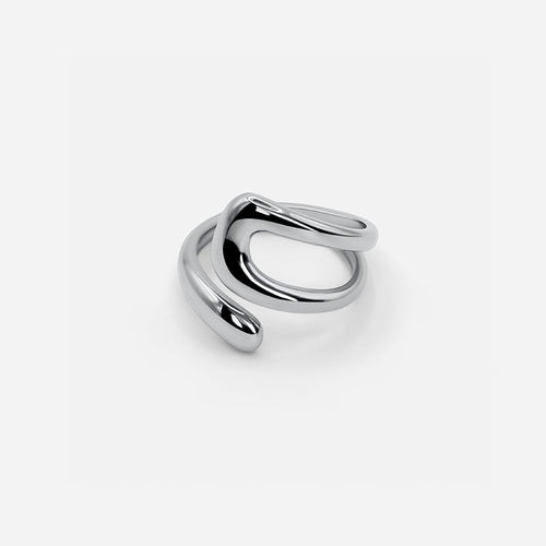 BowLift | Sculptural Silver Ring – Modern Design for Timeless Elegance