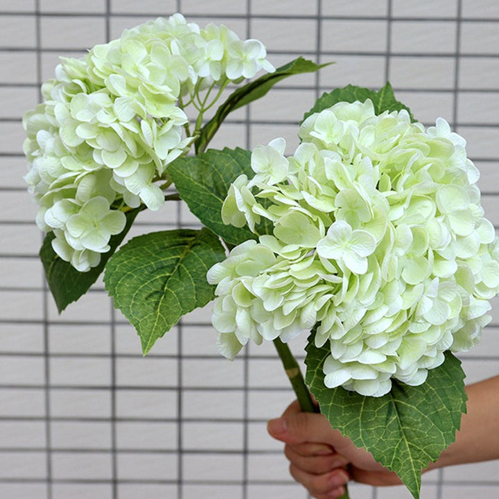 BowLift | Artificial Hydrangea Flowers Outdoors