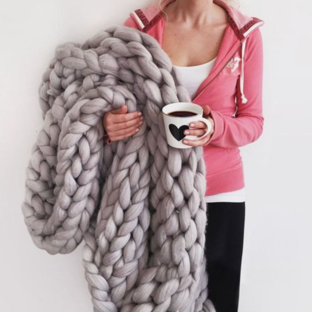 WinterVibe DIY Blanket - Unique and Comfortable for the Winter Bowlift
