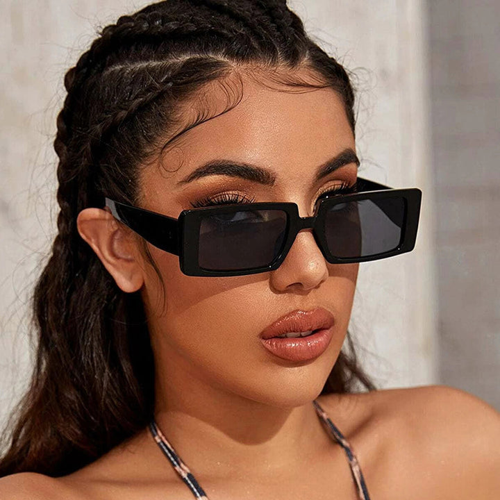 Women's square sunglasses with modern transparent frame Bowlift