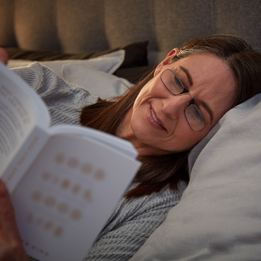 BowLift | The reading glasses you will never forget!
