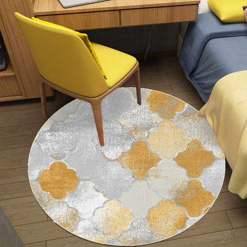BowLift | Gold geometric ogee pattern rug synthetic Moroccan area rug washable pet-friendly rug for decoration