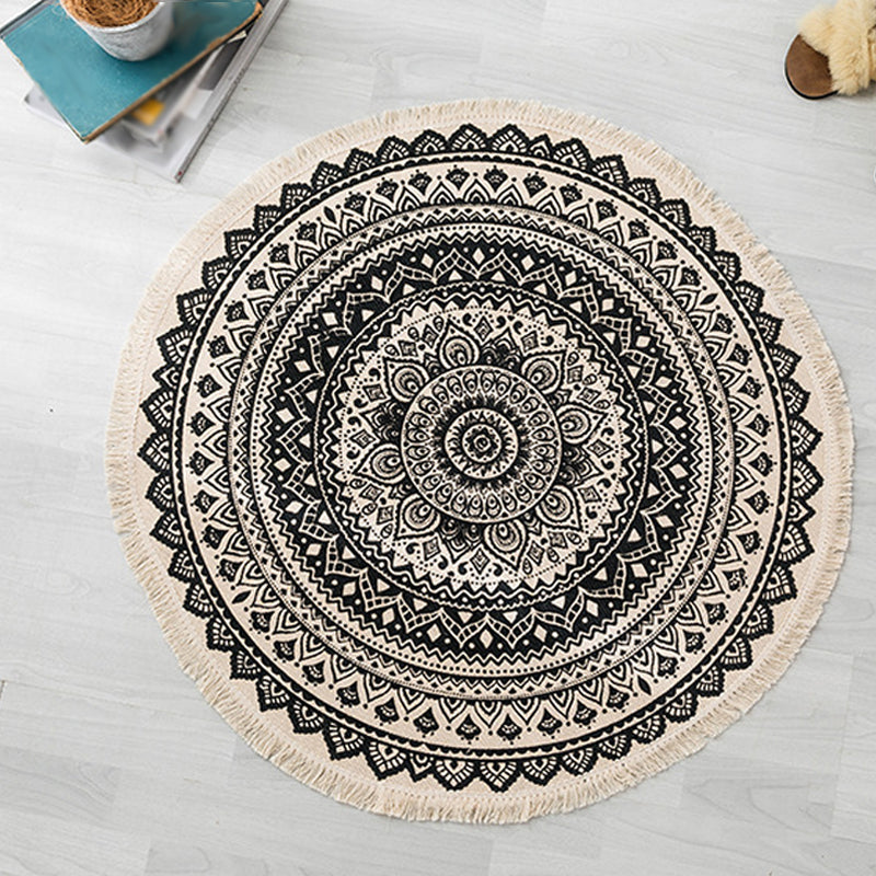 Moroccan tribal floral pattern rug Multicolored cotton rug Non-slip Pet-friendly Washable rug for the bedroom | Bowlift
