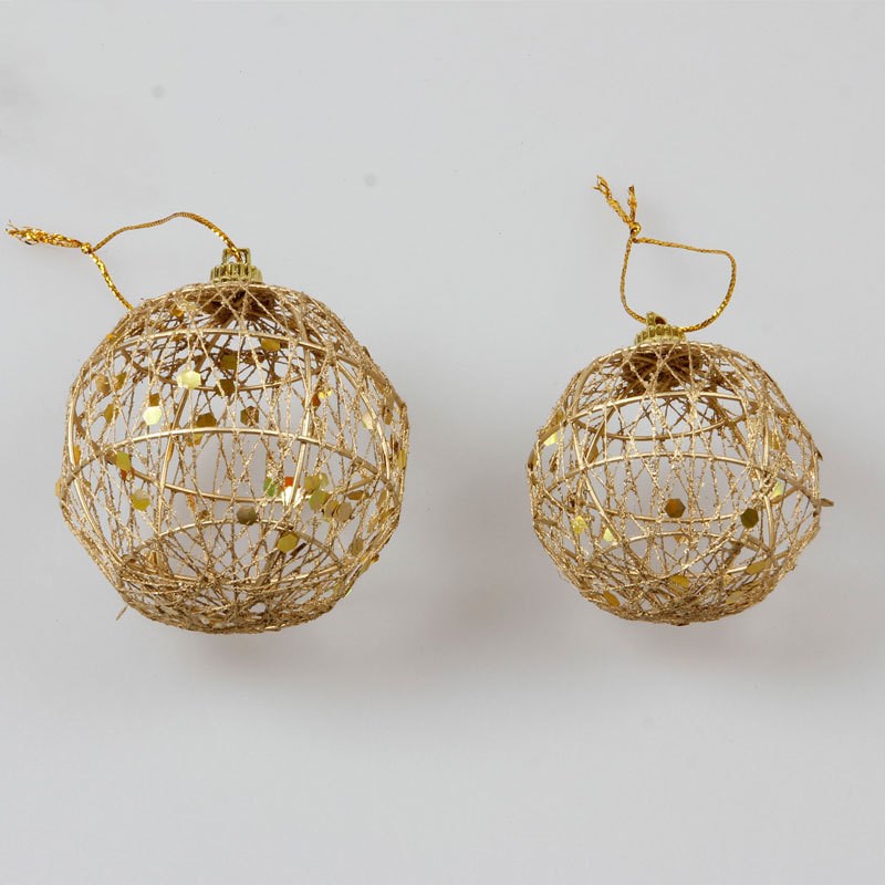 BowLift | Gold dusted scaly Christmas ball