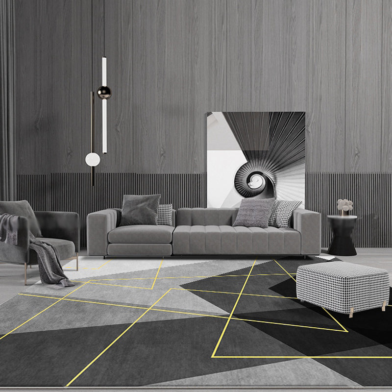 Aesthetic geometric pattern rug Black Modern rug Polyester Washable Non-slip Pet-friendly rug for the living room | Bowlift