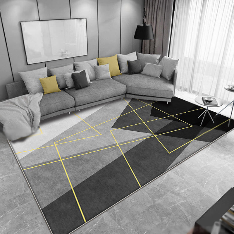 Aesthetic geometric pattern rug Black Modern rug Polyester Washable Non-slip Pet-friendly rug for the living room | Bowlift