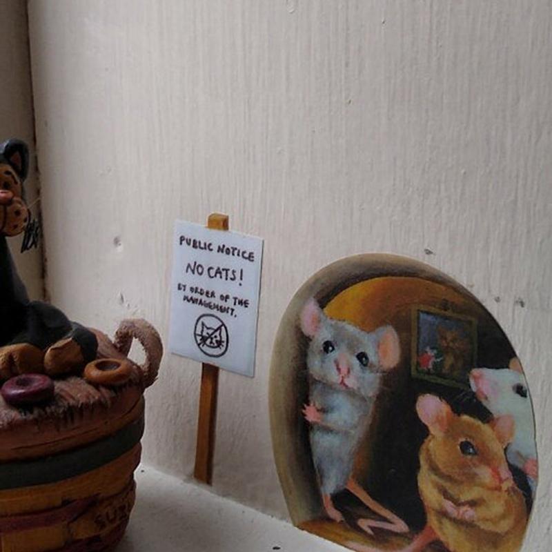 BowLift | Realistic 3D Mouse Hole Wall Sticker