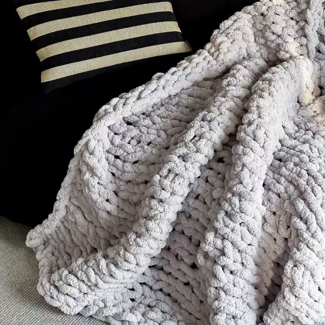 Knitted sofa blanket in Nordic style, chenille, 130x160cm