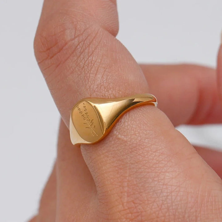 BowLift | 18k Dainty Floral Signet Rings