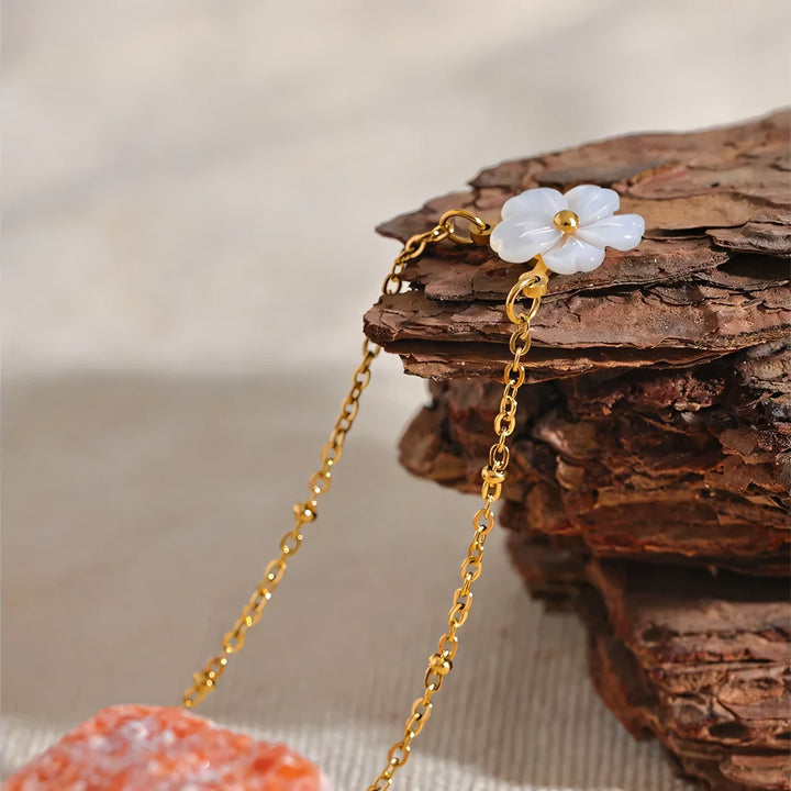 BowLift | 18k Dainty White Floral Necklace