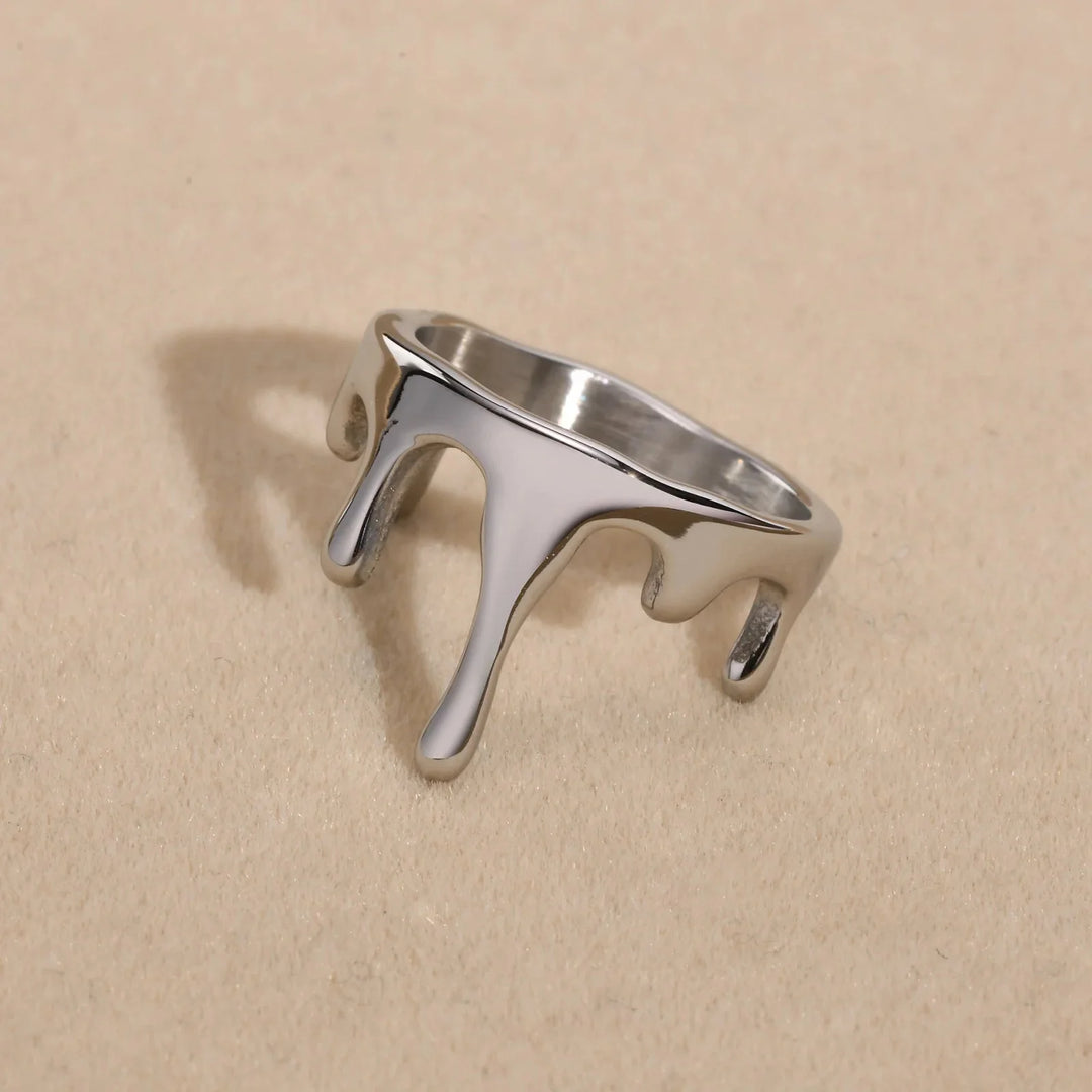 BowLift | 18k Minimal Melting Ring