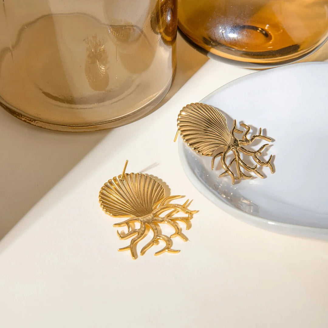 BowLift | 18k Sea Shell Coral Earrings
