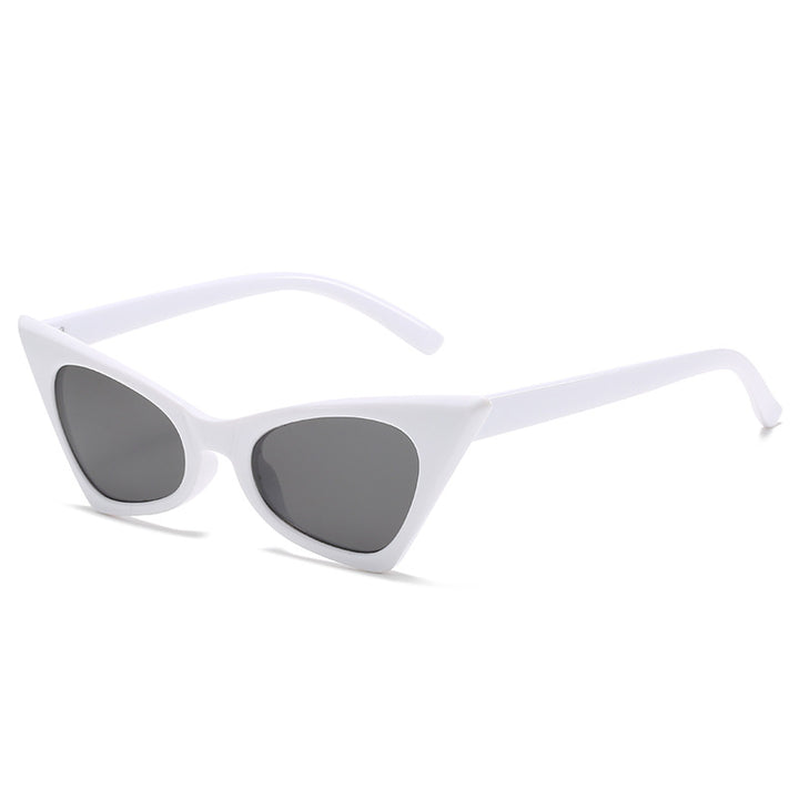 Women Cat Eye Sunglasses with Artistic Frame and UV Protection Bowlift
