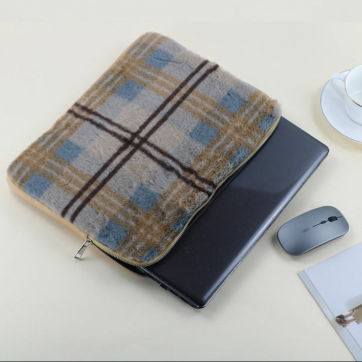 Reversible plush plaid and smooth neoprene laptop sleeve protective case Bowlift