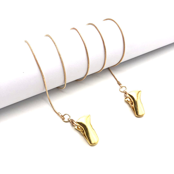Fashionable Eyewear Chain Bowlift