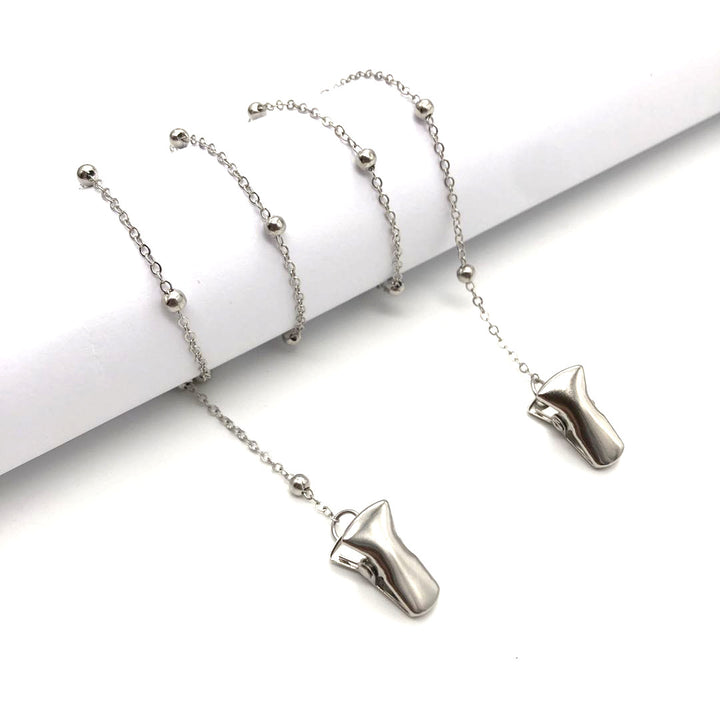 Fashionable Eyewear Chain Bowlift