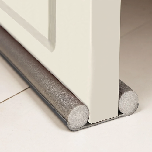 Door bottom seal for sound insulation