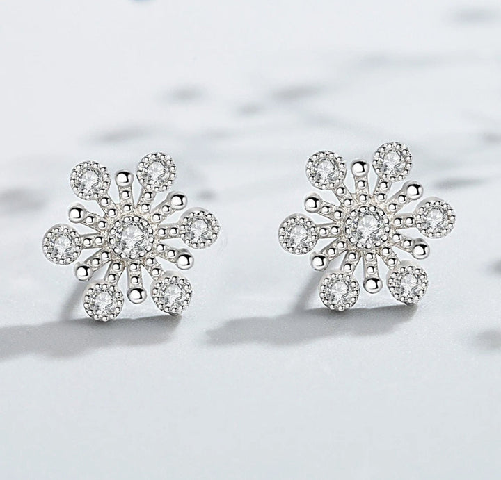 BowLift | Silver Snowflake Earrings