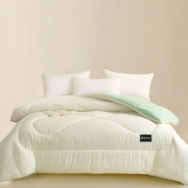 All-season blanket with temperature control