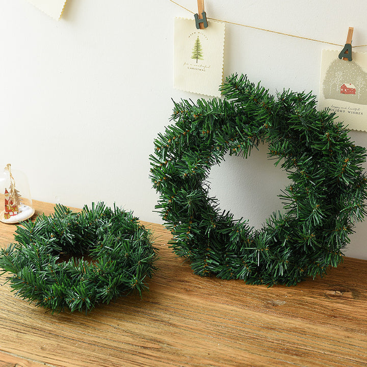 Decorative Christmas wreath made of PVC, various sizes