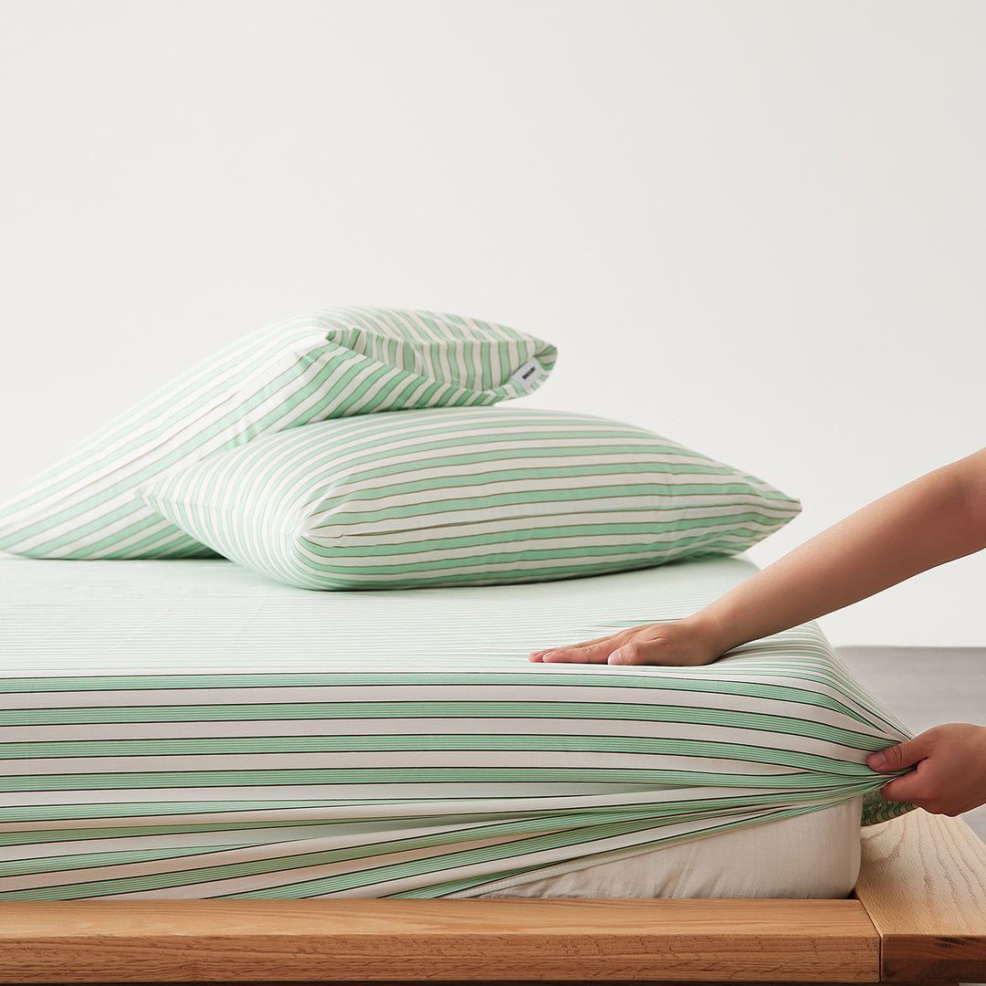 Cotton fitted sheet, 150×200 cm, striped pattern