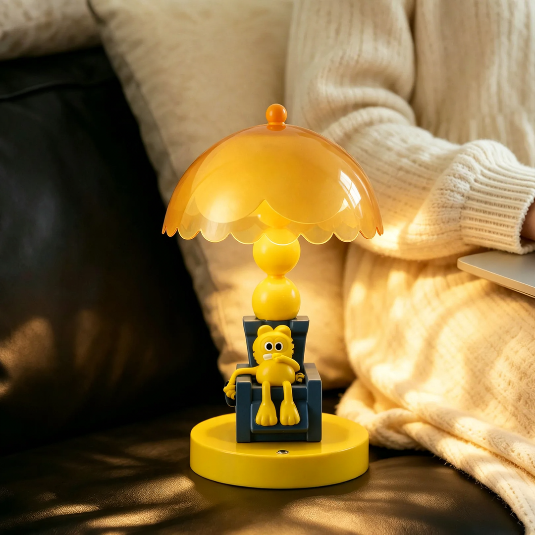 Garfield table lamp with touch control