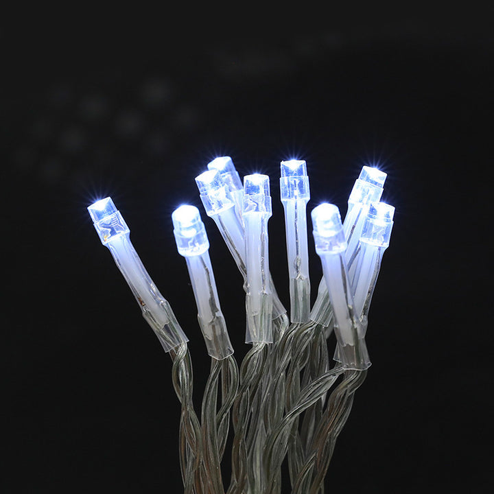 Versatile LED string lights with 8 functions for outdoor use