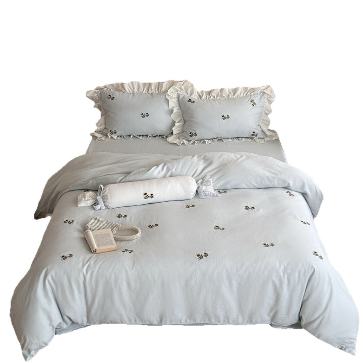Double-layer cotton bedding with ruffles
